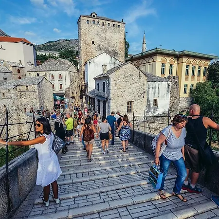 Mostarlook & Lägenhet Mostar